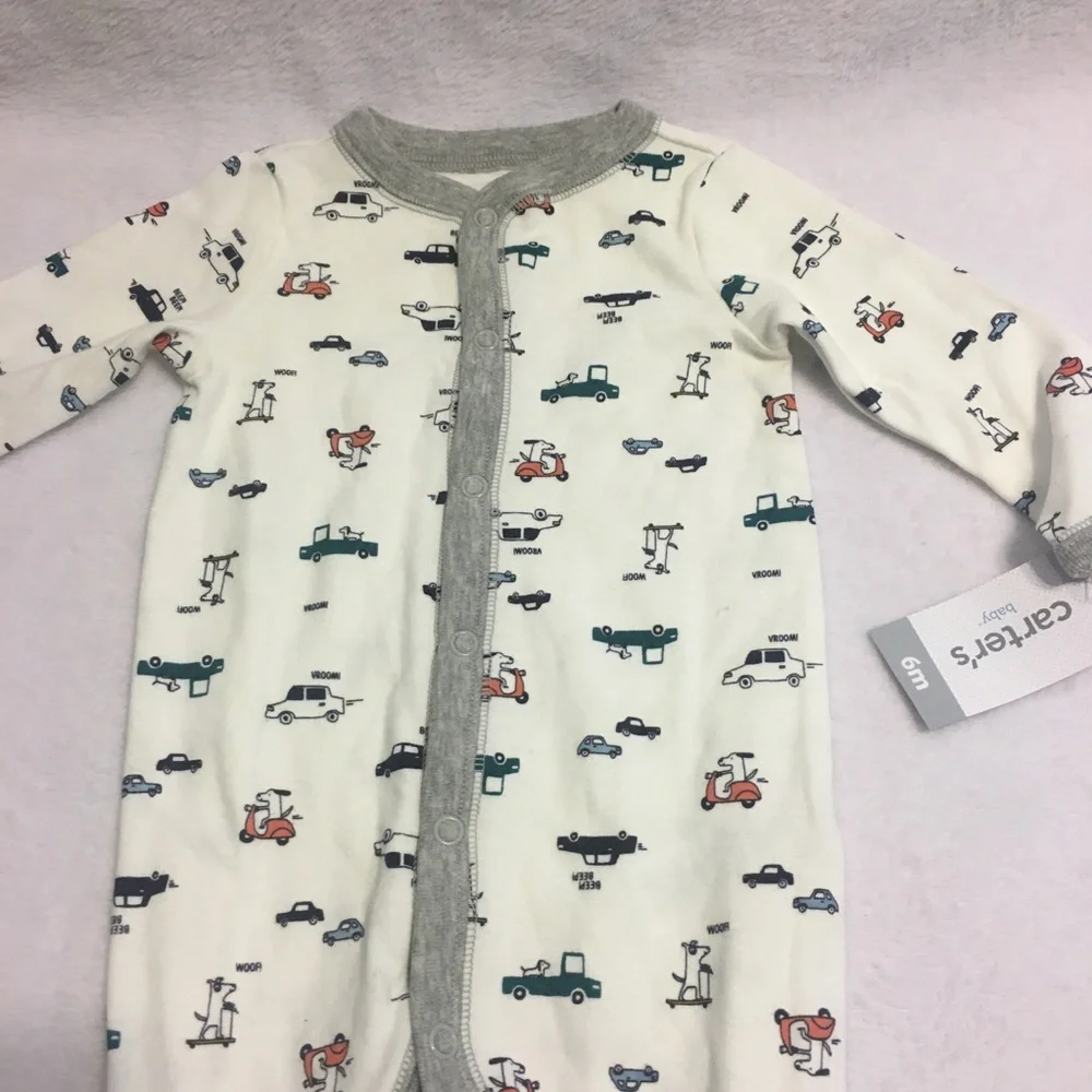 NWT Carter’s footed‎ outfit